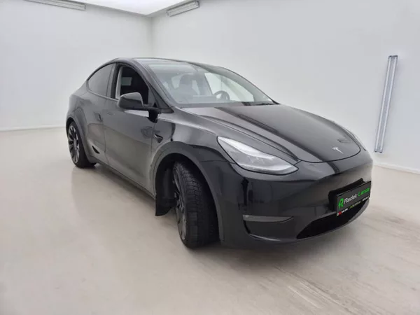 Tesla Model Y Performance Dual Motor AWD