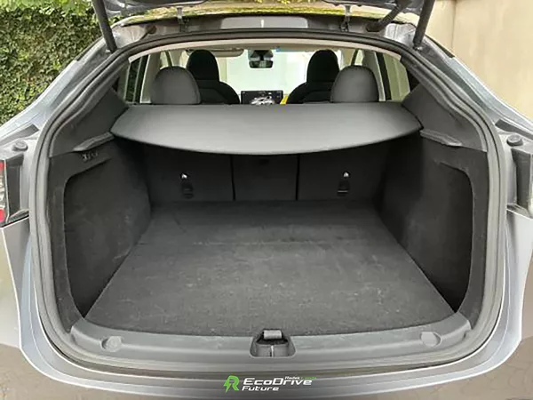 Tesla Model Y Long Range AWD 4×4 - foto 10