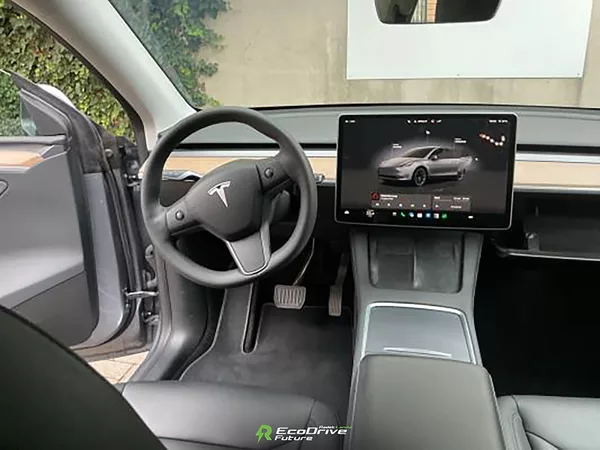 Tesla Model Y Long Range AWD 4×4 - foto 7