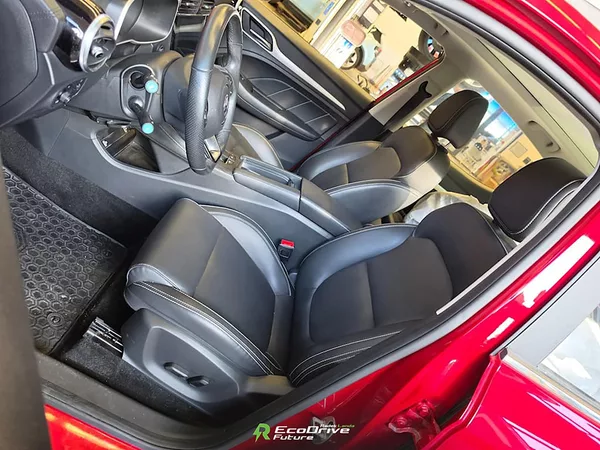 MG ZS 44,5 kWh, FWD (143 koní) - foto 9