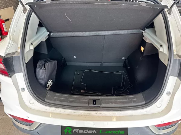 MG ZS 44,5 kWh, FWD (143 koní) - foto 10