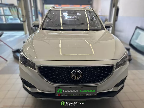 MG ZS 44,5 kWh, FWD (143 koní) - foto 5