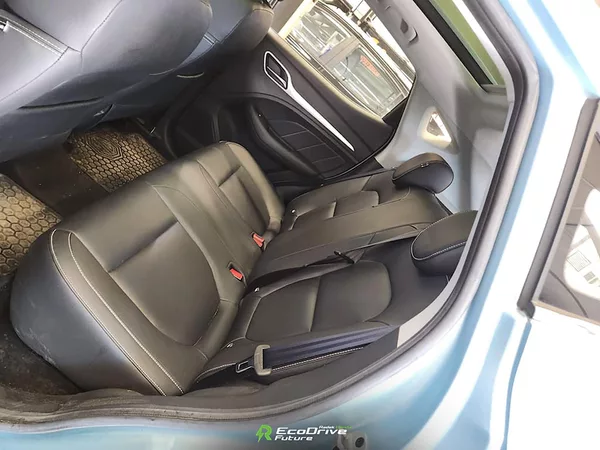 MG ZS 44,5 kWh, FWD (143 koní) - foto 11