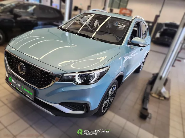 MG ZS 44,5 kWh, FWD (143 koní) - foto 2