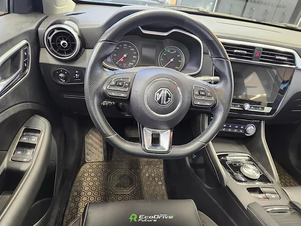 MG ZS 44,5 kWh, FWD (143 koní) - foto 6