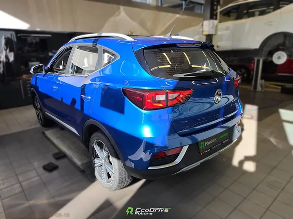 MG ZS 44,5 kWh, FWD (143 koní) - foto 3