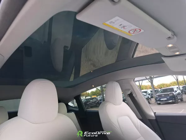 Tesla Model Y Bílý interiér, AMD, tažné - foto 6