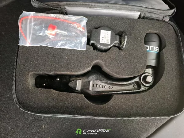 Tesla Model Y Bílý interiér, AMD, tažné - foto 9