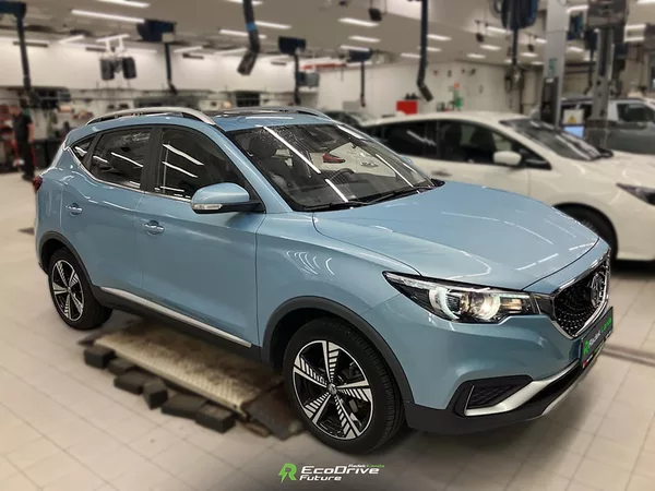 MG ZS Luxury 44,5 kWh, FWD - foto 2