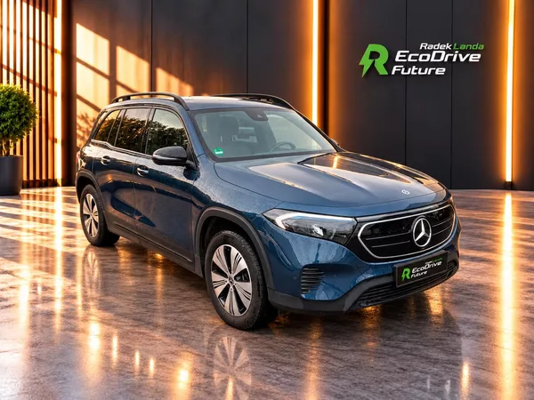 Mercedes-Benz EQB EQB 250, kamera, vyh. sedadla