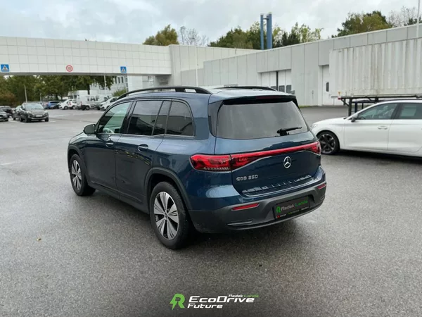 Mercedes-Benz EQB EQB 250, kamera, vyh. sedadla - foto 3