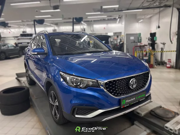 MG ZS Luxury 44,5 kWh, FWD - foto 2