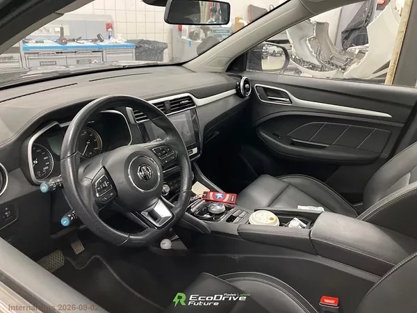 MG ZS Luxury 44,5 kWh, FWD - foto 5