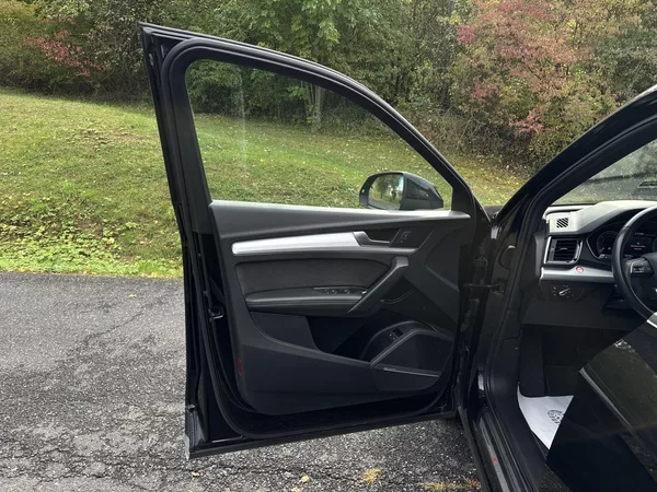 Audi Q5 50TFSIe SLine PANO NOV BATERIE - foto 11
