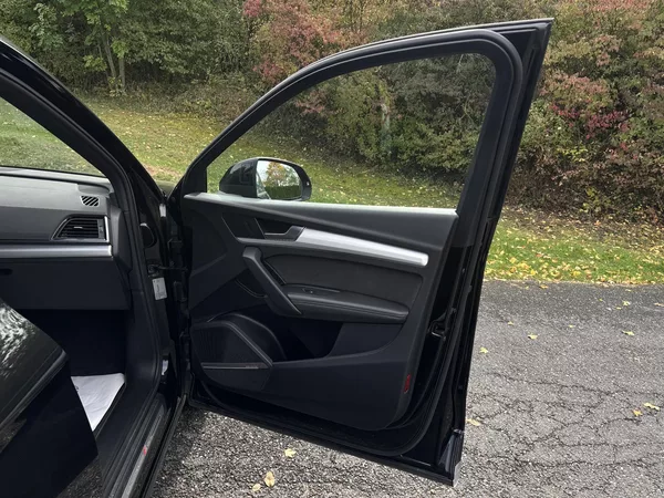 Audi Q5 50TFSIe SLine PANO NOV BATERIE - foto 15