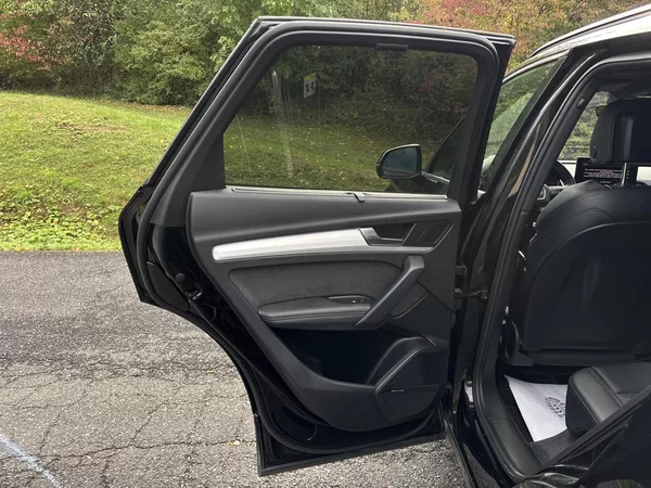 Audi Q5 50TFSIe SLine PANO NOV BATERIE - foto 19
