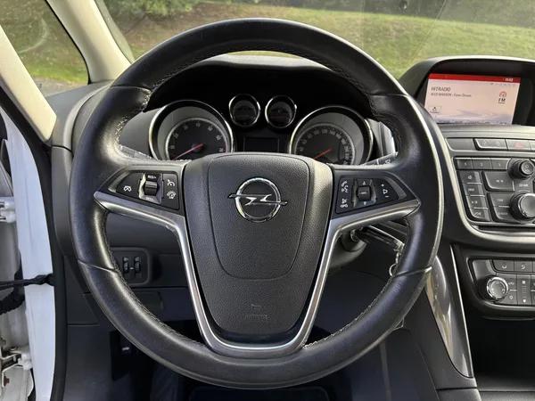 Opel Zafira 1.4 Turbo 103kw Serviska ČR - foto 10