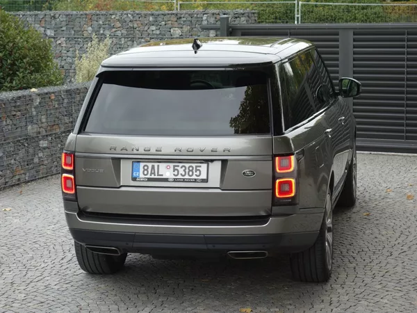 Land Rover Range Rover D300*VOGUE*50000KM*ZÁR*1M*CZ!! - foto 2
