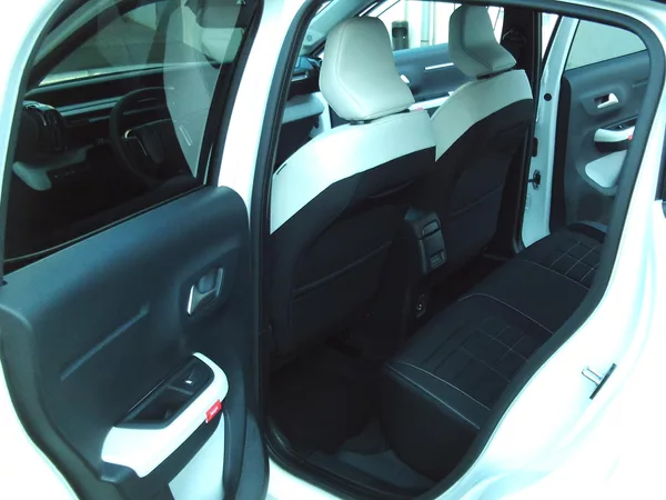 Citroën C3 MAX Hybrid 110k Automatic - foto 12