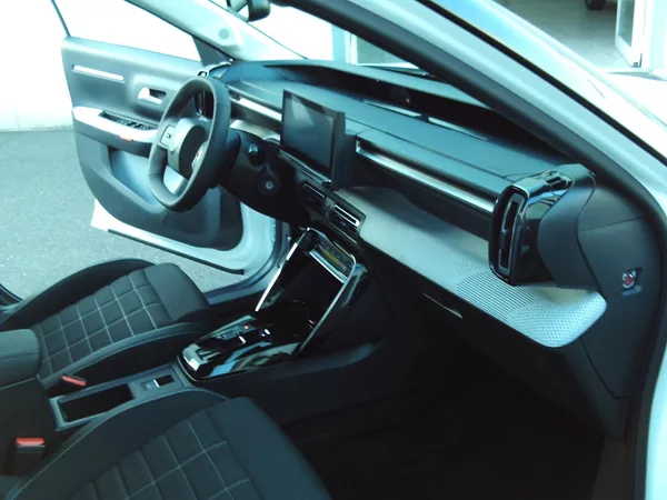 Citroën C3 MAX Hybrid 110k Automatic - foto 9
