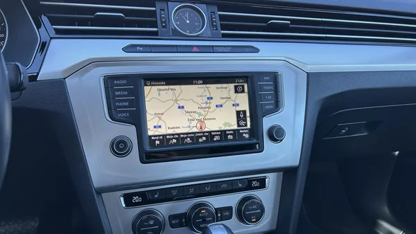 Volkswagen Passat 1,4 TSI DSG Comfortline - foto 13