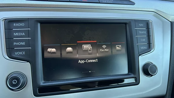 Volkswagen Passat 1,4 TSI DSG Comfortline - foto 18