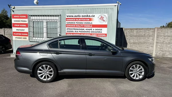 Volkswagen Passat 1,4 TSI DSG Comfortline - foto 23