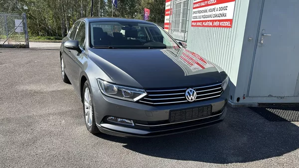 Volkswagen Passat 1,4 TSI DSG Comfortline - foto 25