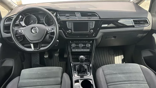 Volkswagen Touran 1,4TSI 110KW 7MÍST TOP!!!!! - foto 10