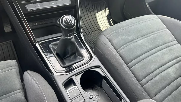 Volkswagen Touran 1,4TSI 110KW 7MÍST TOP!!!!! - foto 14