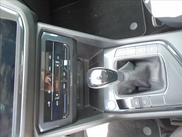 Volkswagen Tiguan 1,4 eHybrid PHEV-MATRIX - foto 24