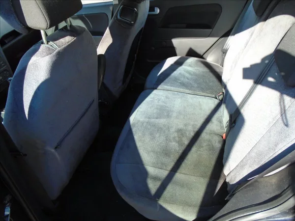 Ford Fusion 1,4 - foto 11