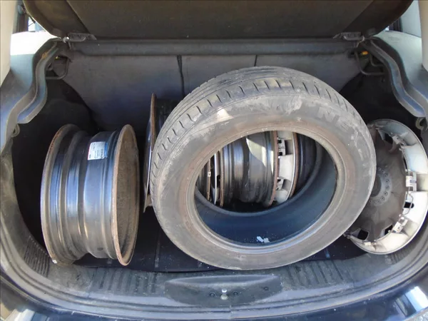 Ford Fusion 1,4 - foto 13