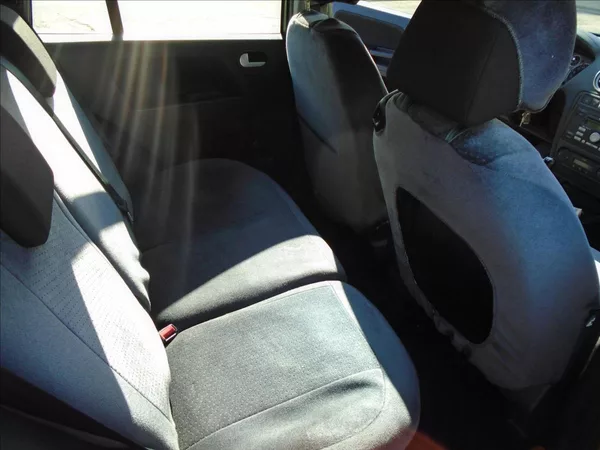 Ford Fusion 1,4 - foto 15