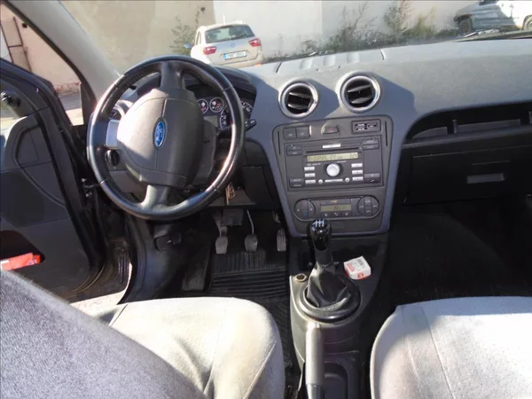 Ford Fusion 1,4 - foto 16