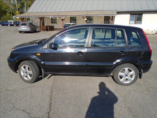 Ford Fusion 1,4 - foto 5