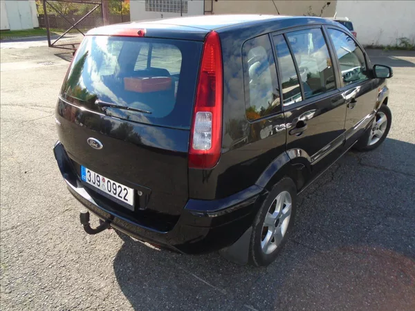 Ford Fusion 1,4 - foto 8