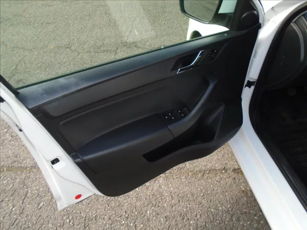 Škoda Rapid 1,2 - foto 11