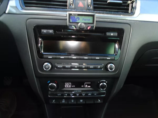 Škoda Rapid 1,2 - foto 23