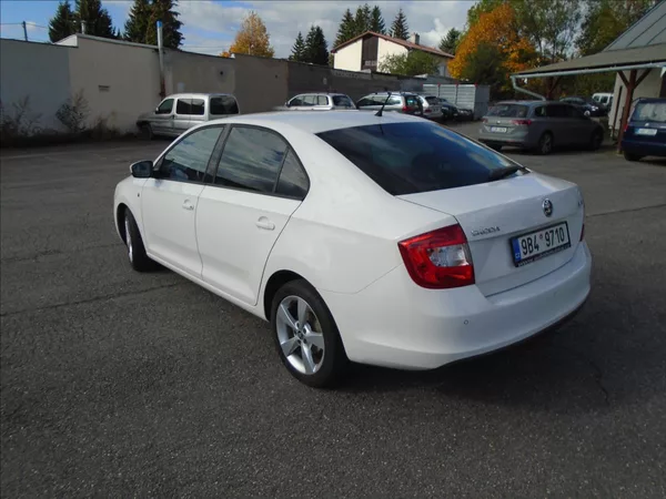 Škoda Rapid 1,2 - foto 6