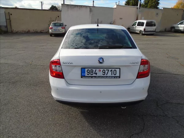 Škoda Rapid 1,2 - foto 7