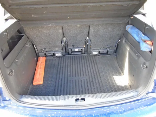 Škoda Roomster 1,4 - foto 15