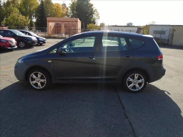 Seat Altea 2,0 4X4 - foto 6