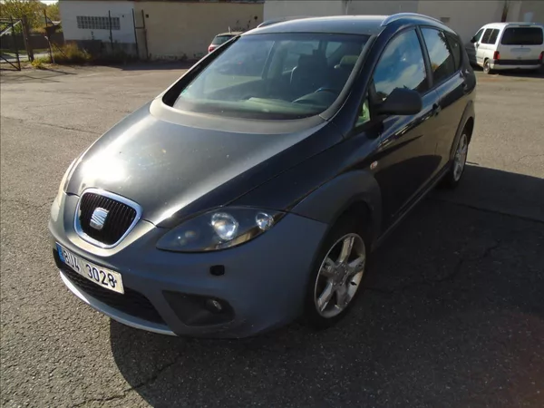 Seat Altea 2,0 4X4 - foto 8
