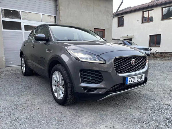 Jaguar E-Pace 2,0 D 150 AWD, LED,4X4,AUT,ČR!