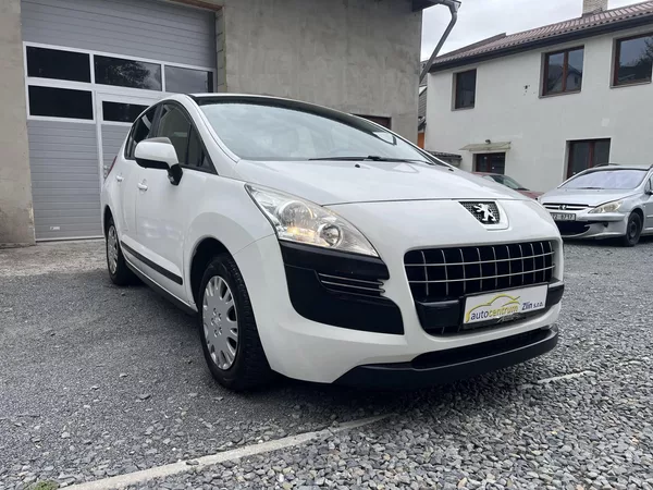 Peugeot 3008 1,6 HDi 84 Kw TAŽNÉ!!