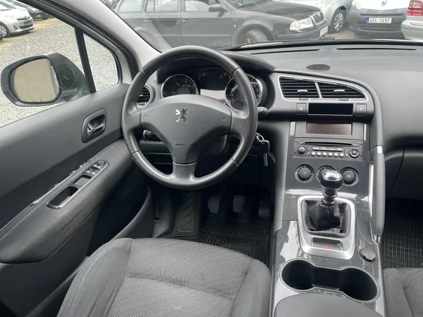 Peugeot 3008 1,6 HDi 84 Kw TAŽNÉ!! - foto 10