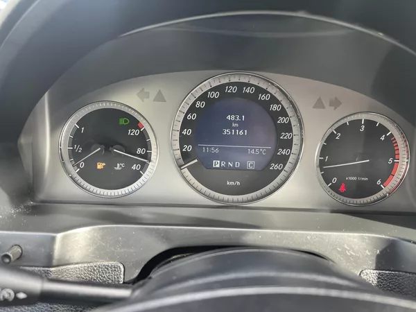 Mercedes-Benz Třídy C 320 CDi 165 Kw 4MATIC - foto 13