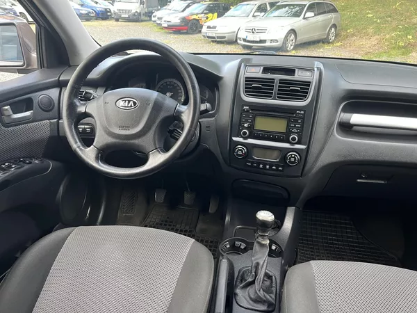 Kia Sportage 2,0 CRDi 110 Kw 4X4 ACTIVE - foto 12