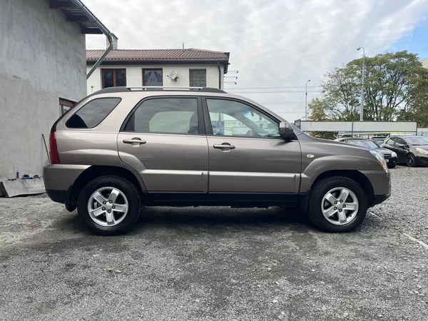 Kia Sportage 2,0 CRDi 110 Kw 4X4 ACTIVE - foto 4
